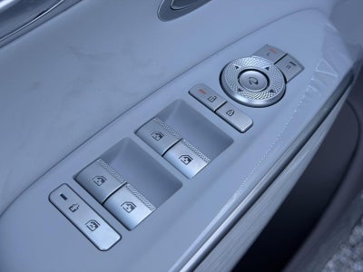 2027 Genesis GV70 2.5T Advanced