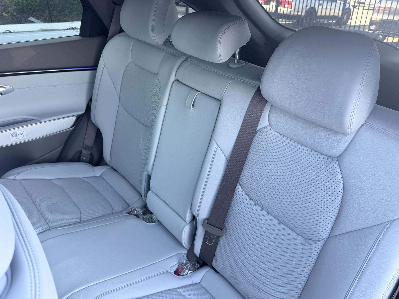 2027 Genesis GV70 2.5T Advanced