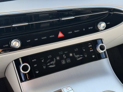 2027 Genesis GV70 2.5T Advanced