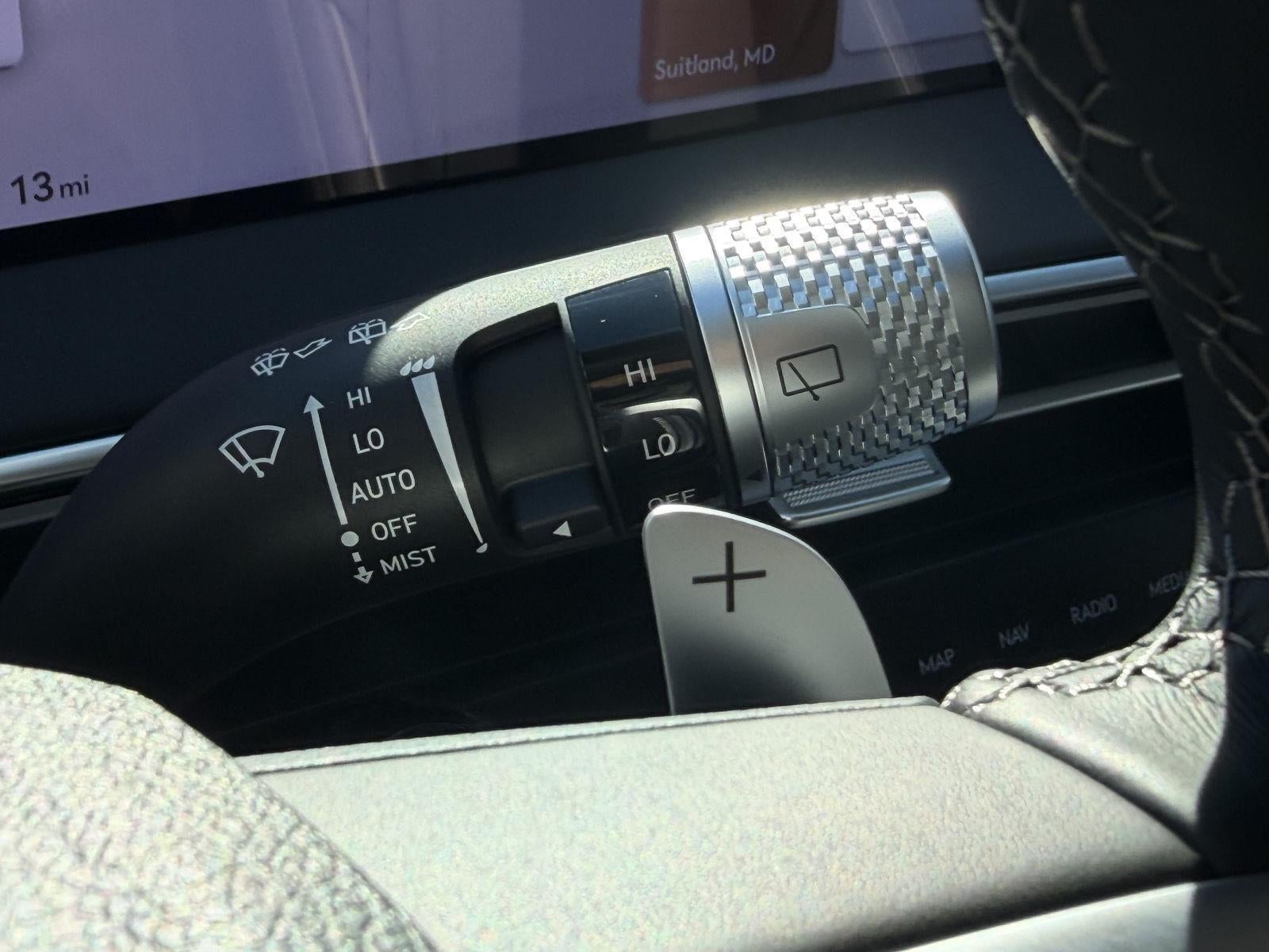 2027 Genesis GV70 2.5T Advanced