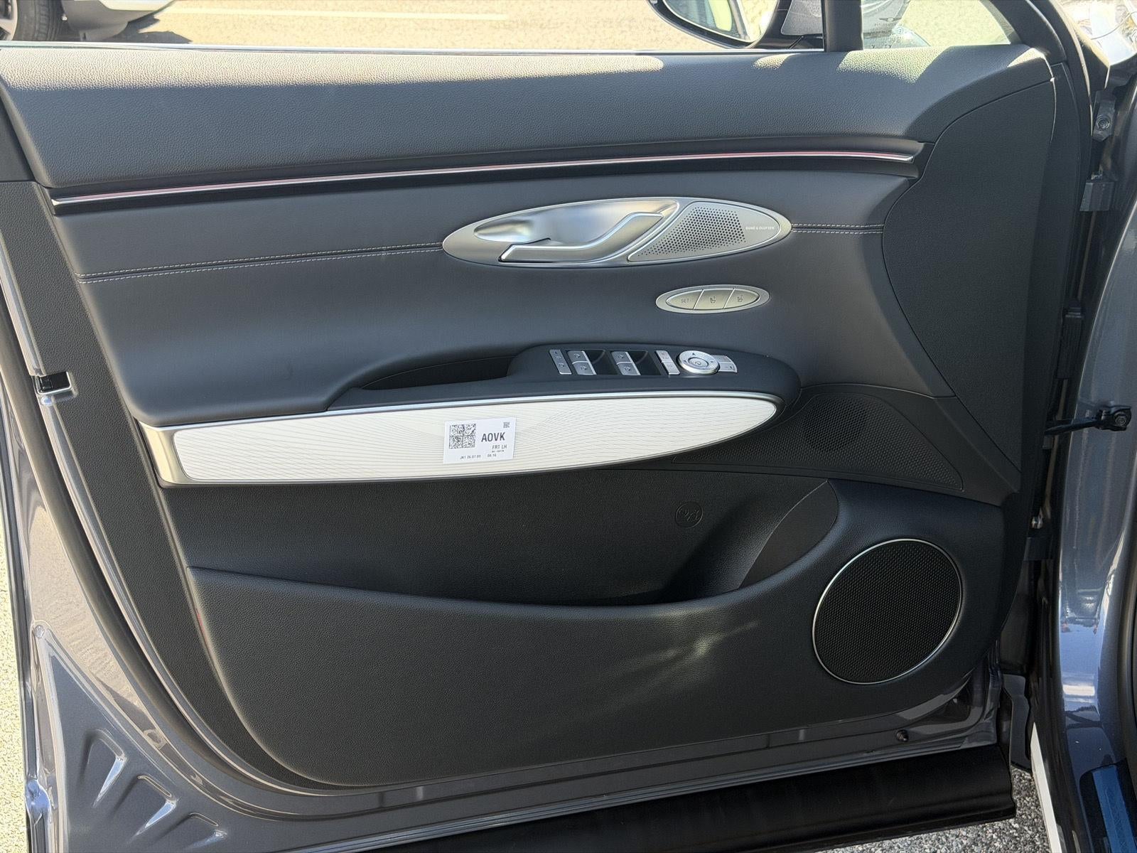 2027 Genesis GV70 2.5T Advanced
