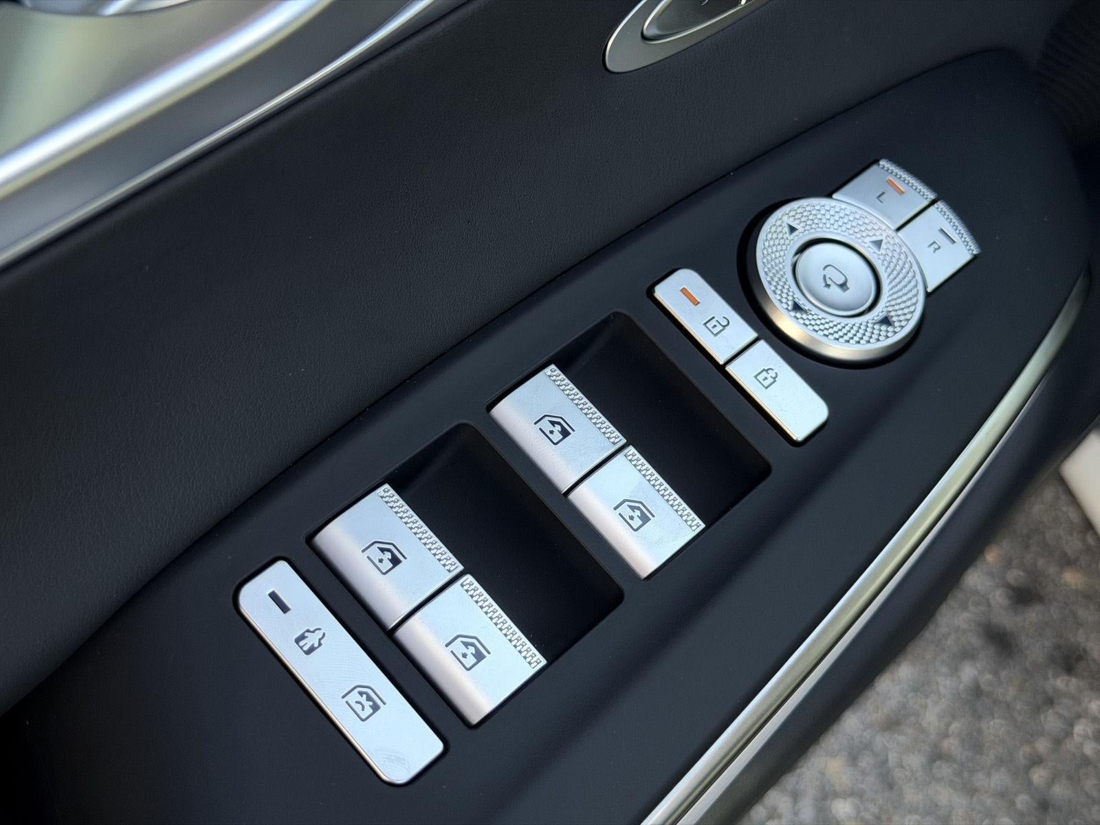 2027 Genesis GV70 2.5T Advanced