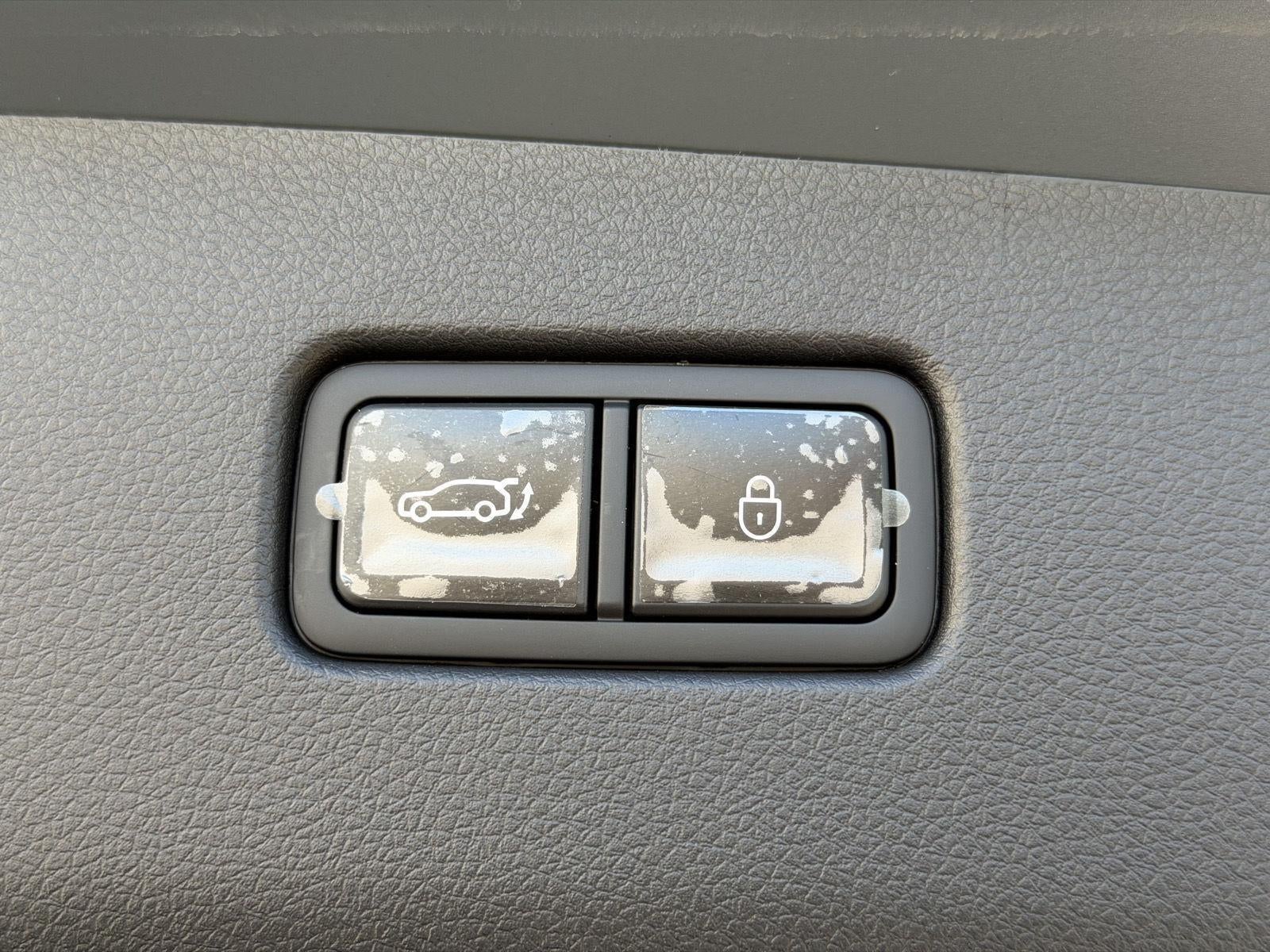 2027 Genesis GV70 2.5T Advanced