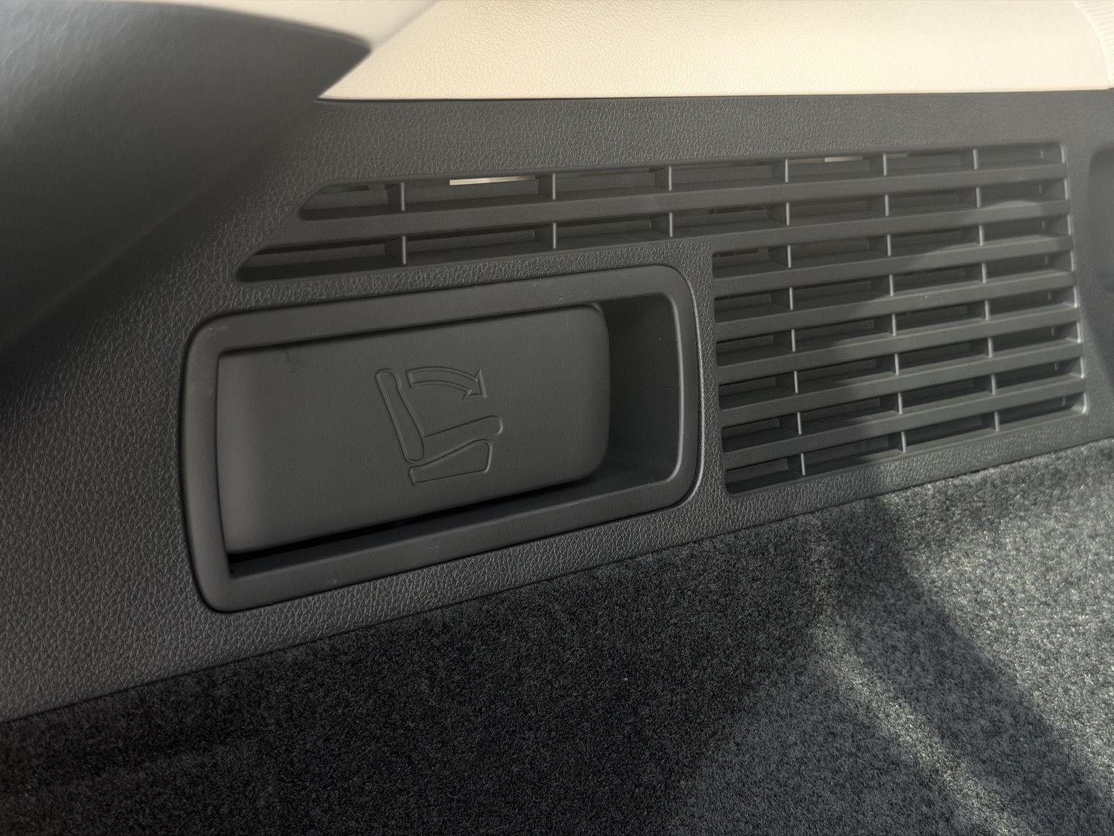 2027 Genesis GV70 2.5T Advanced