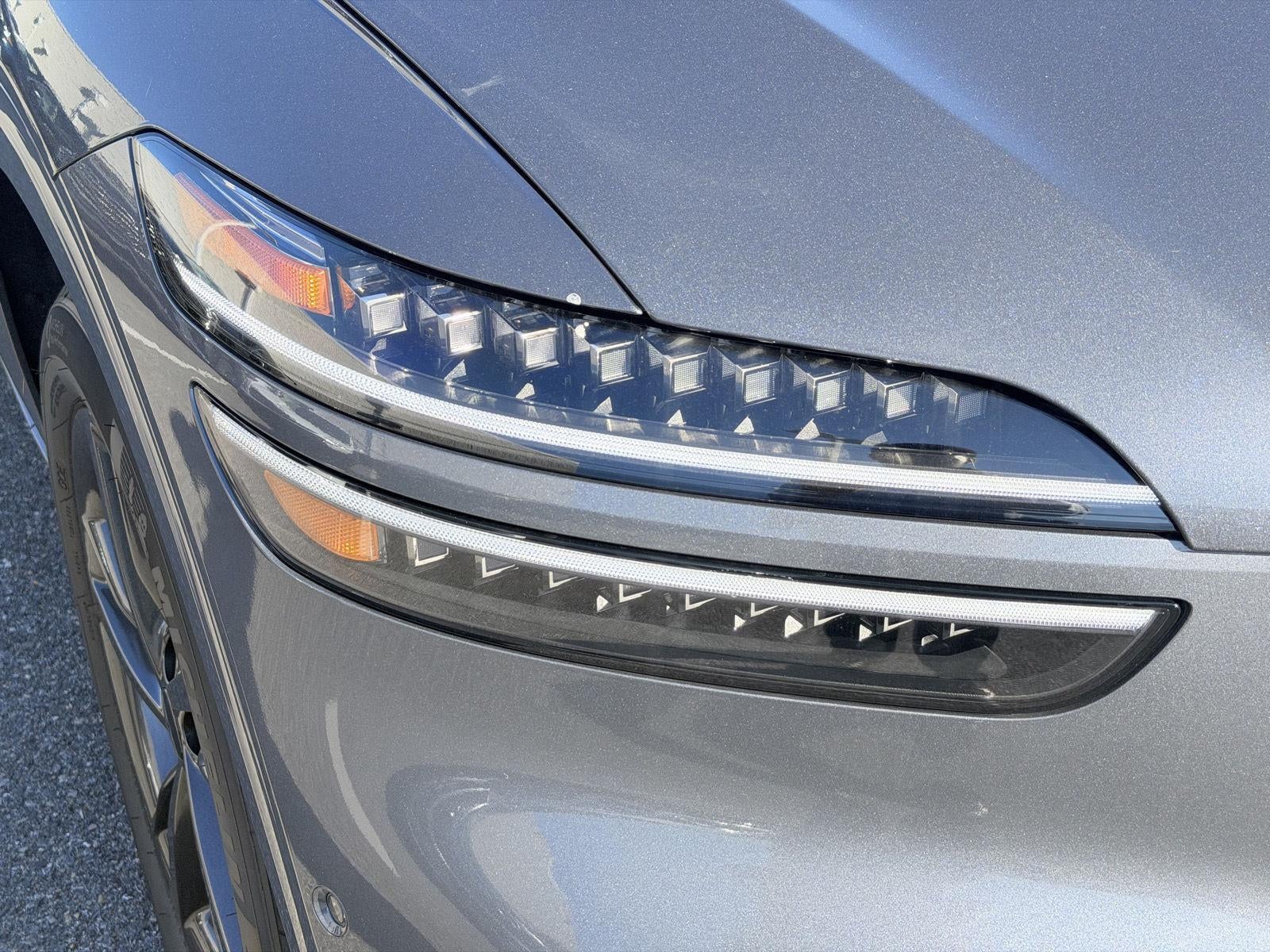 2027 Genesis GV70 2.5T Advanced