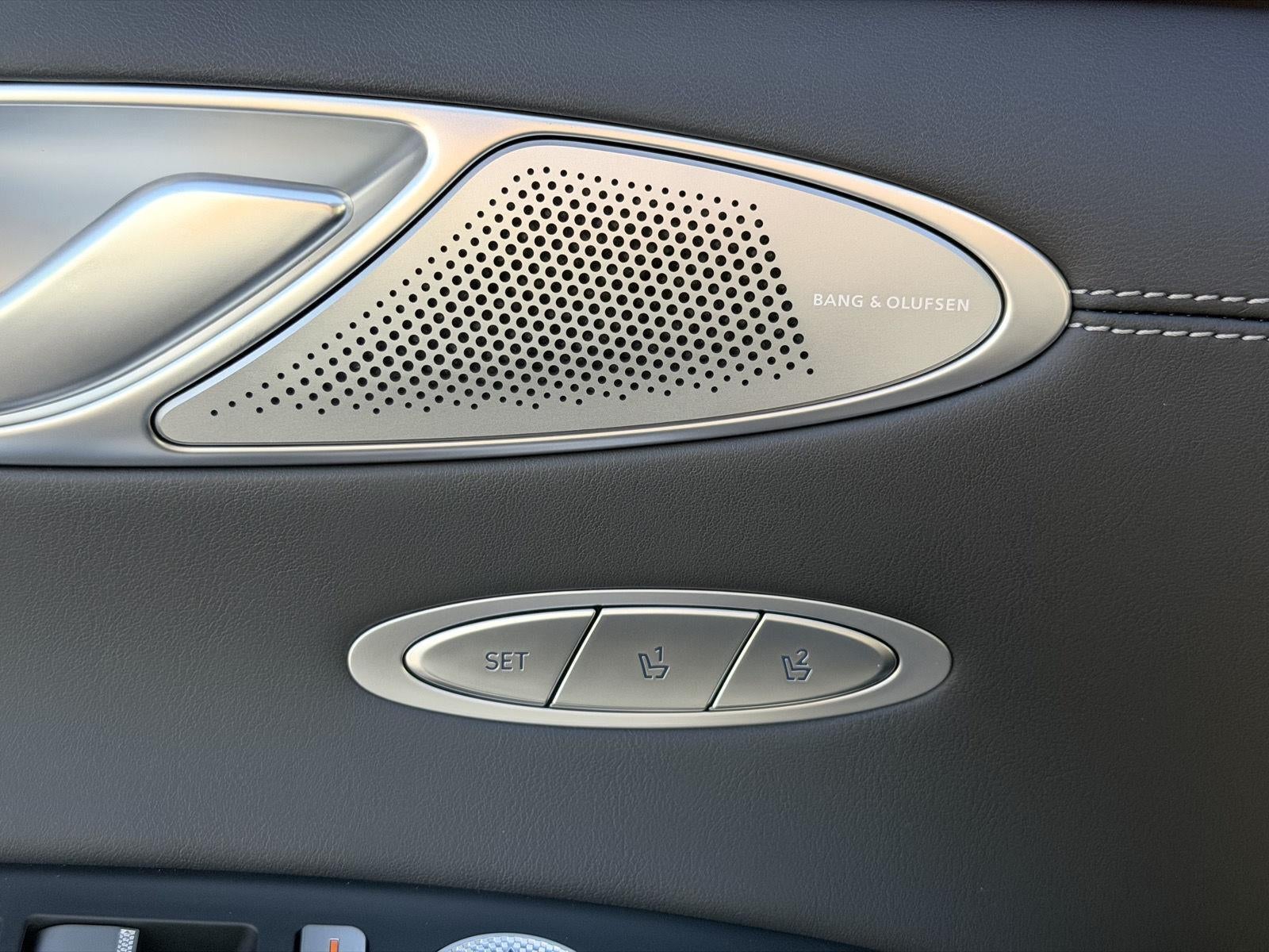 2027 Genesis GV70 2.5T Advanced