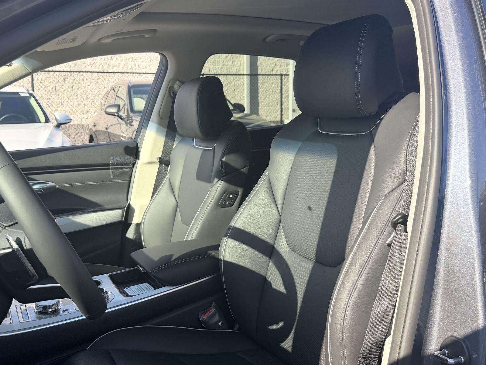 2027 Genesis GV70 2.5T Advanced