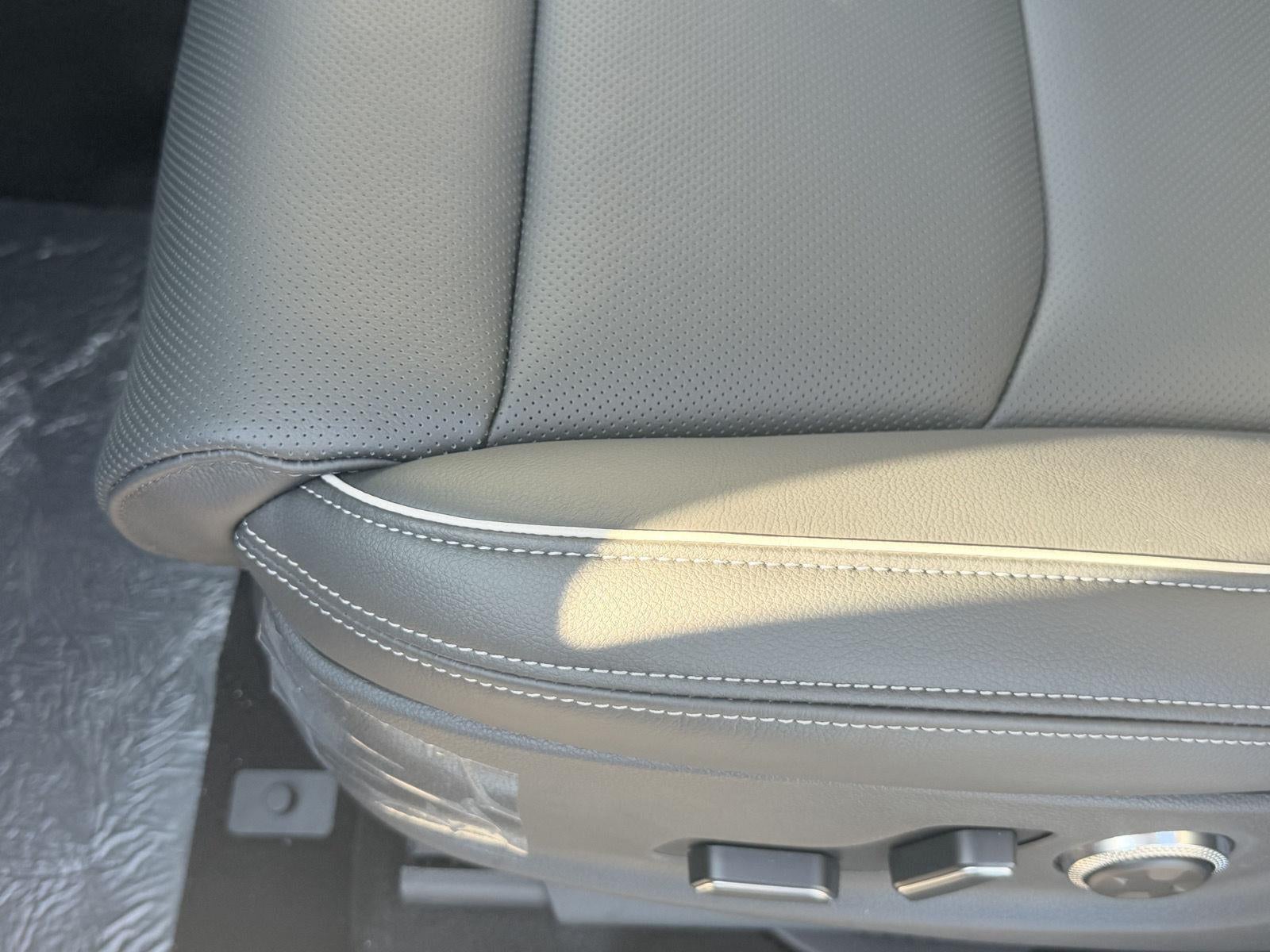 2027 Genesis GV70 2.5T Advanced
