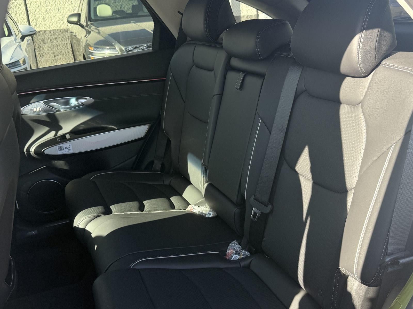 2027 Genesis GV70 2.5T Advanced