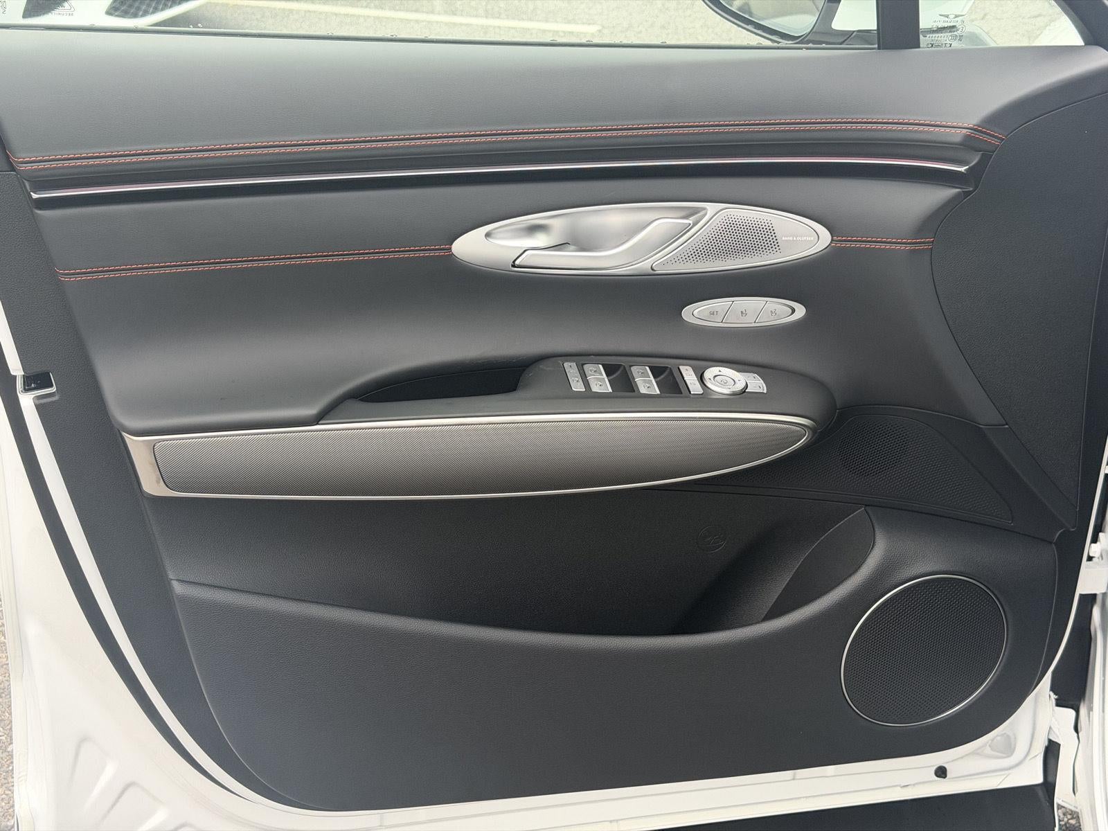 2027 Genesis GV70 2.5T Sport Prestige