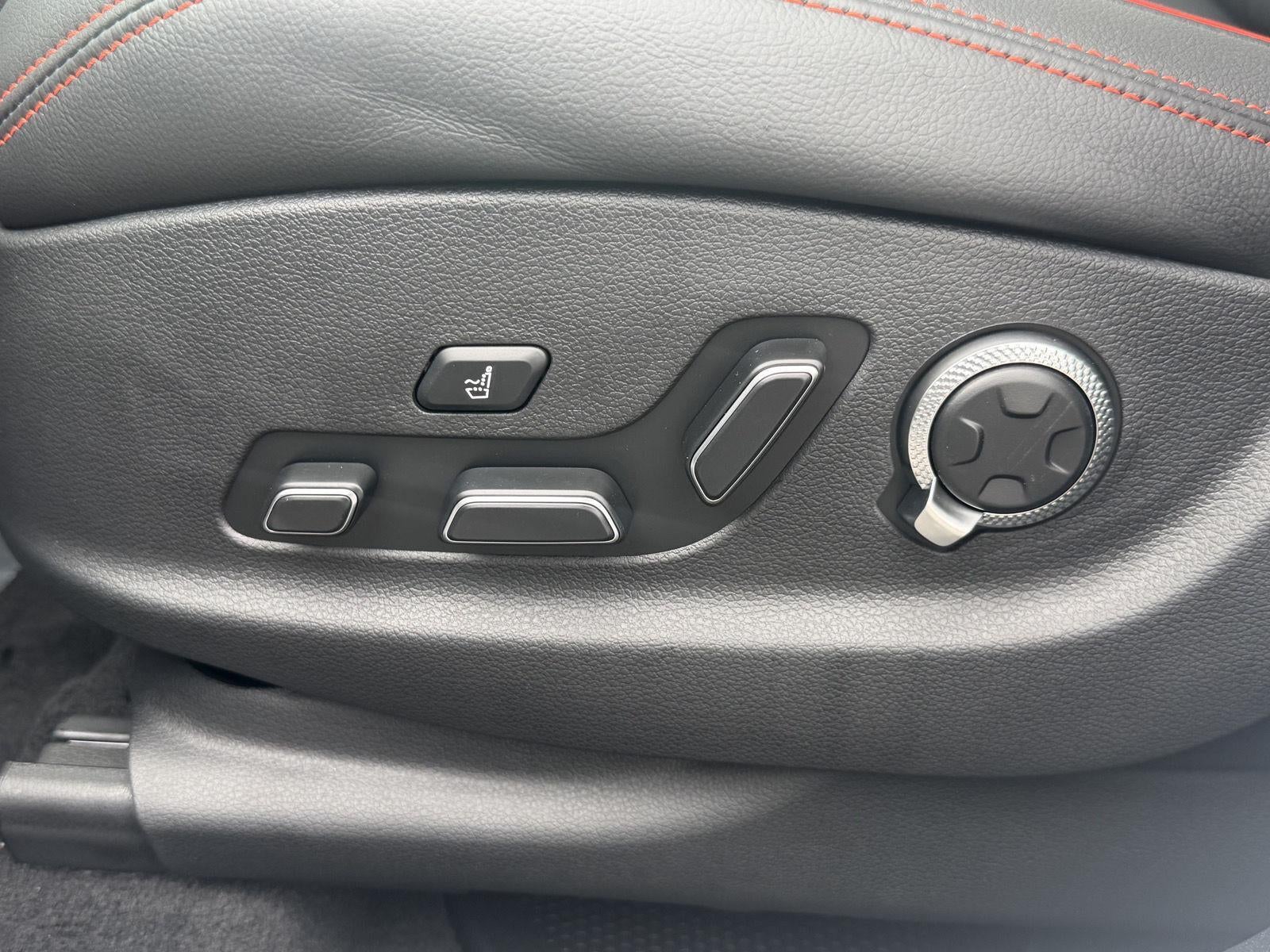 2027 Genesis GV70 2.5T Sport Prestige