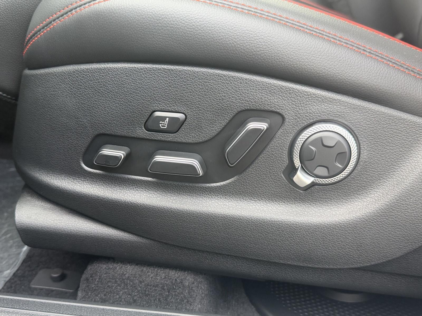 2027 Genesis GV70 2.5T Sport Prestige