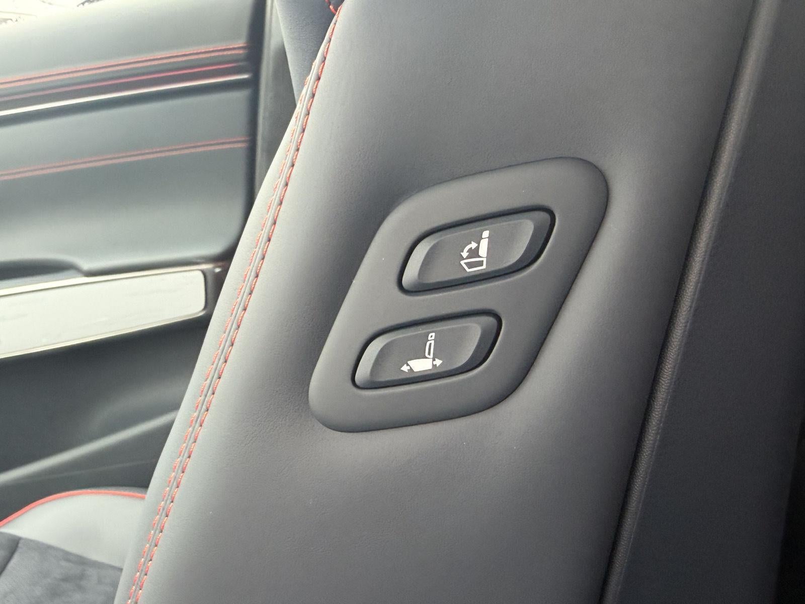 2027 Genesis GV70 3.5T Prestige Graphite