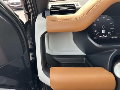 2023 Land Rover Defender First Edition