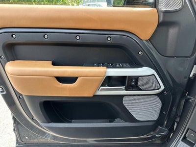 2023 Land Rover Defender First Edition