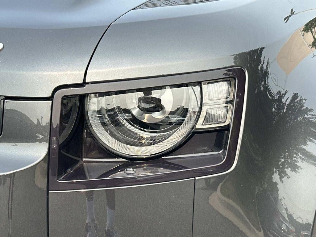 2023 Land Rover Defender First Edition