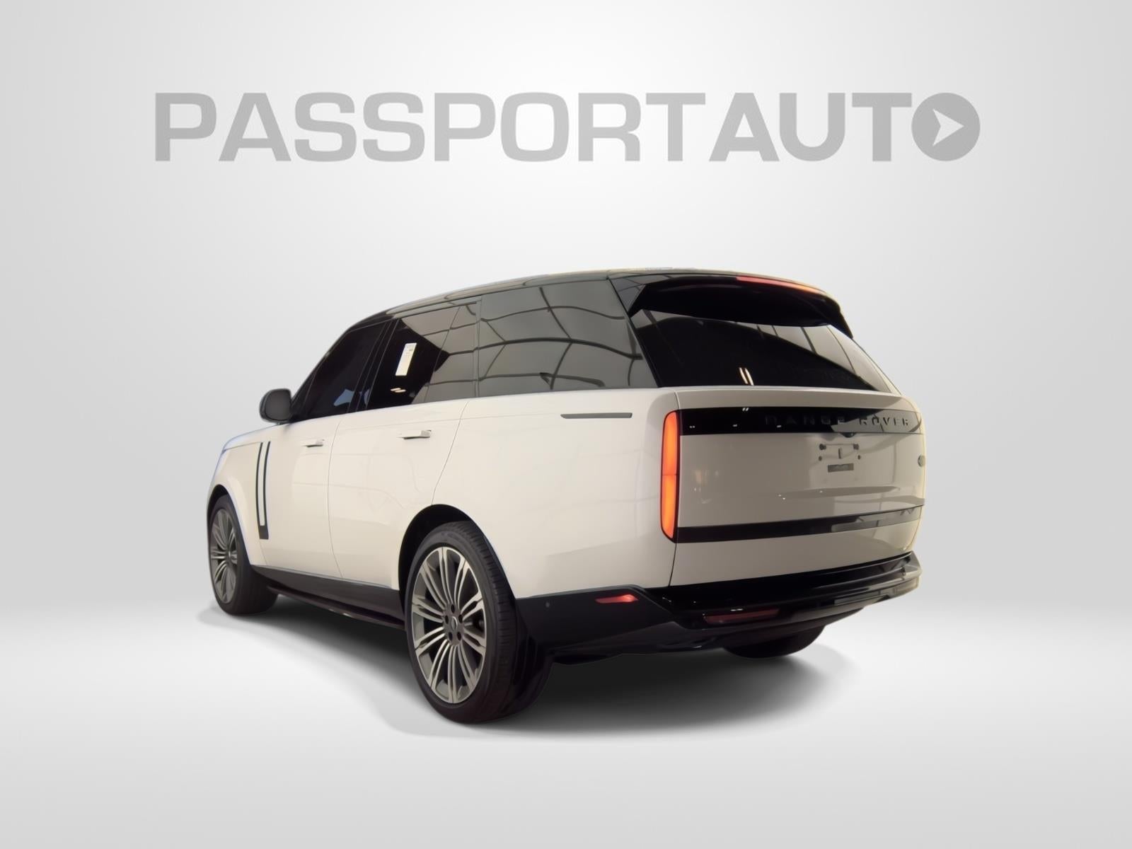 2023 Land Rover Range Rover P530 SE
