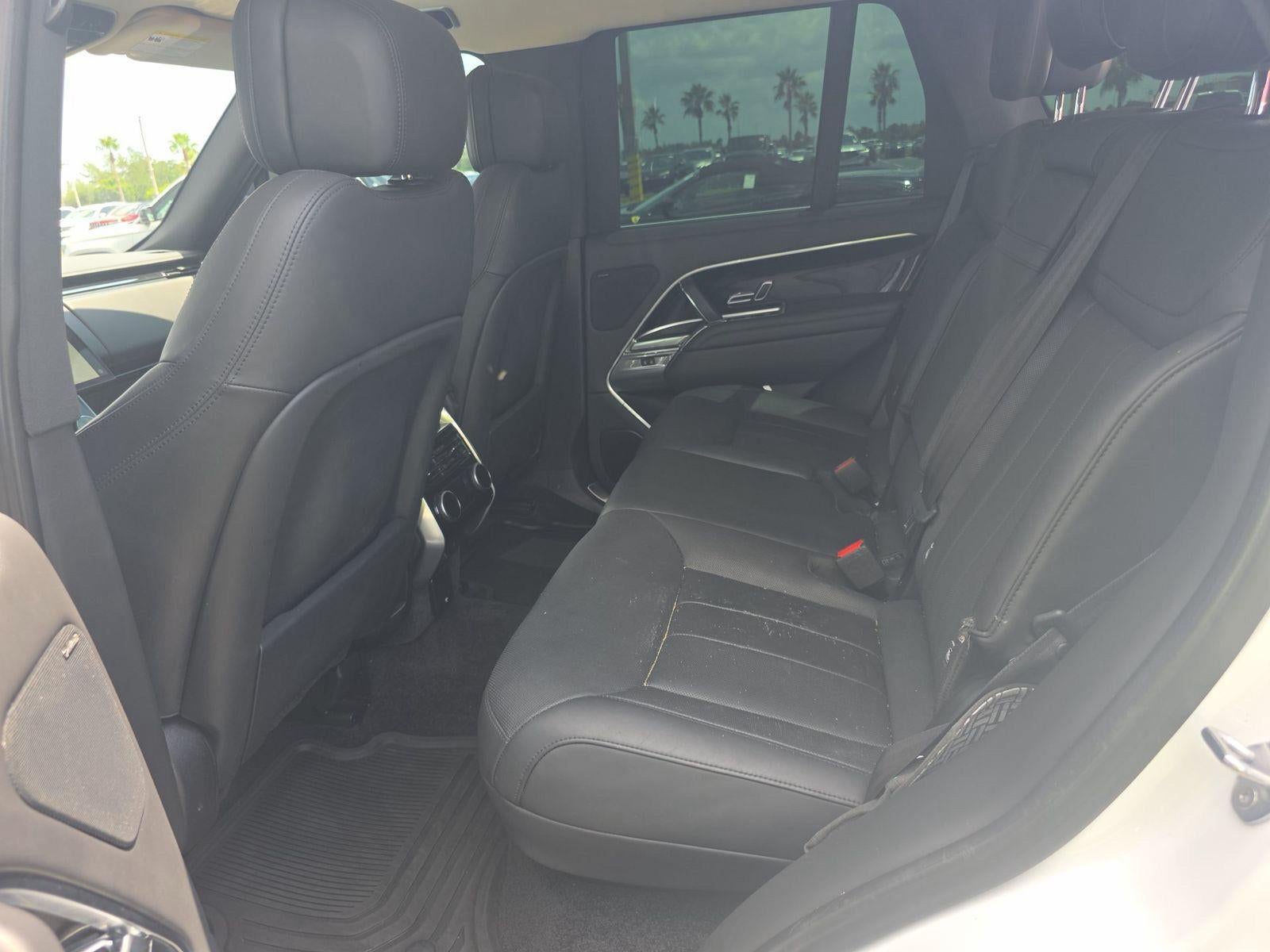 2023 Land Rover Range Rover P530 SE