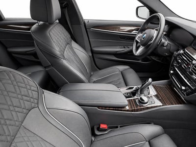2021 BMW 5 Series M550i xDrive
