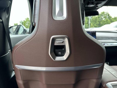 2023 BMW 7 Series 760i xDrive