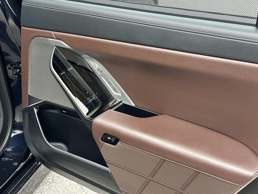 2023 BMW 7 Series 760i xDrive
