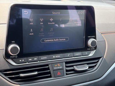 2022 Nissan Altima 2.5 SR