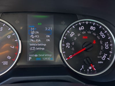 2021 Toyota RAV4 LE