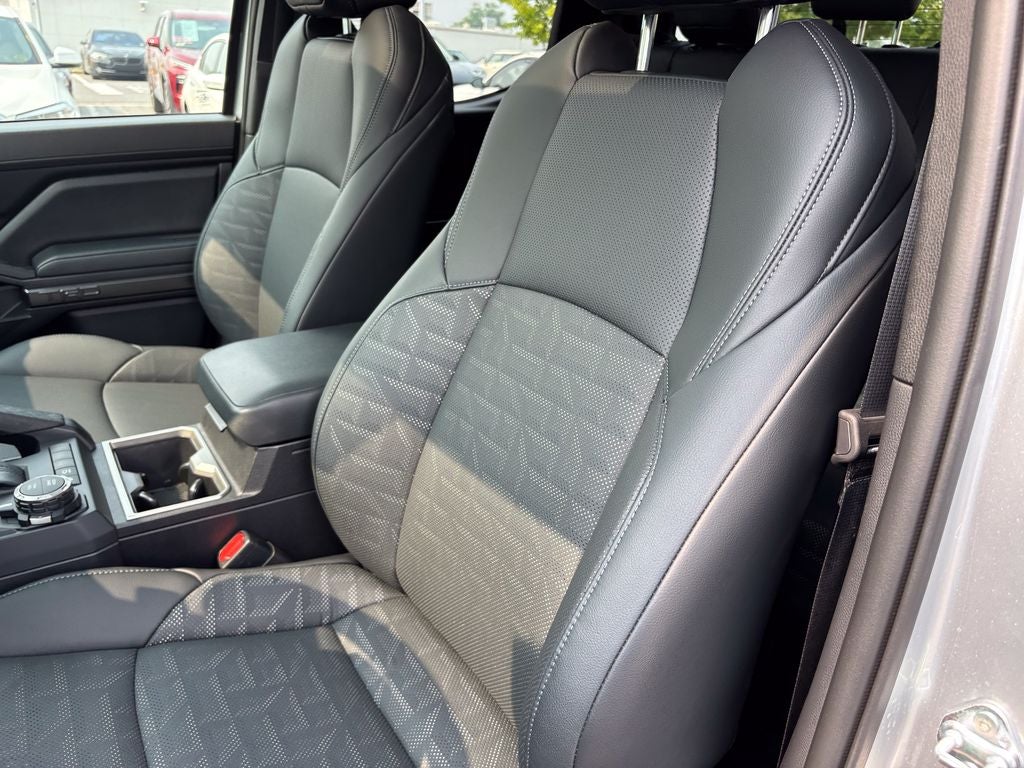 2025 Toyota Tacoma Hybrid TRD Sport