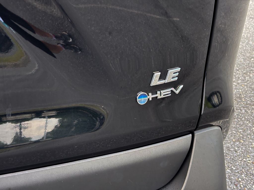 2025 Toyota RAV4 Hybrid LE