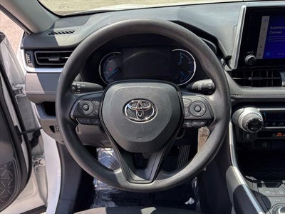 2025 Toyota RAV4 Hybrid LE