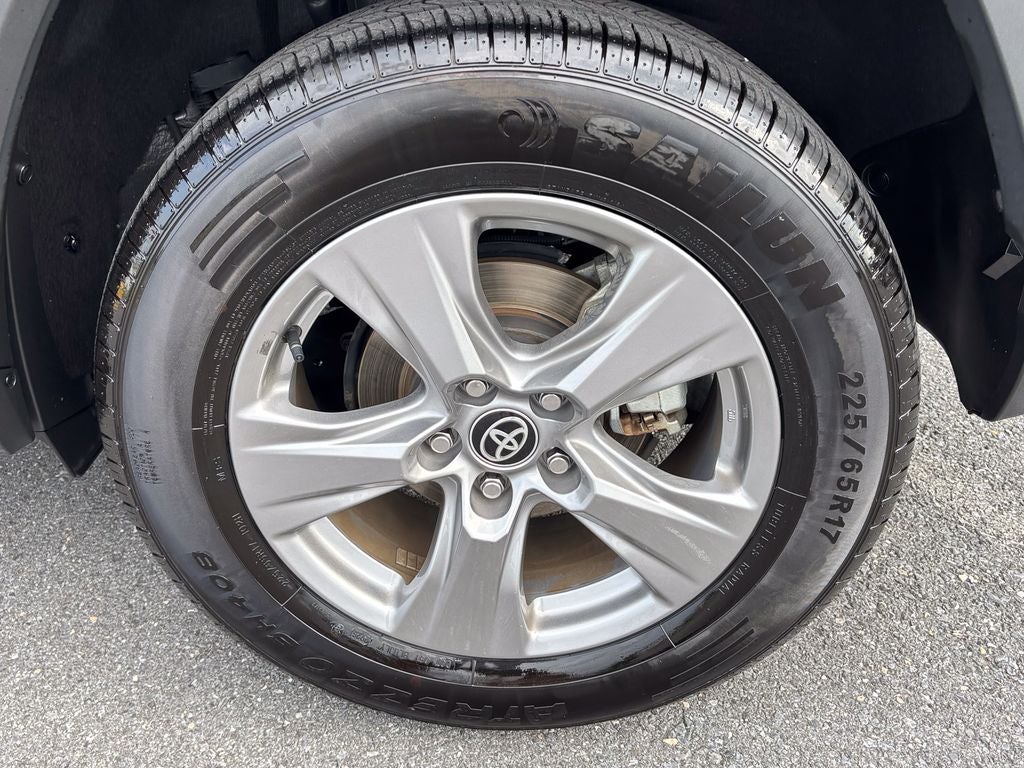 2024 Toyota RAV4 Hybrid LE
