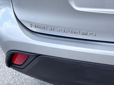 2021 Toyota Highlander LE