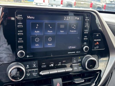 2021 Toyota Highlander LE