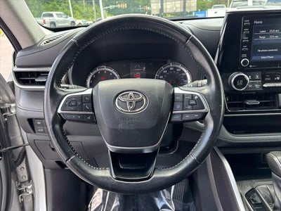 2021 Toyota Highlander LE