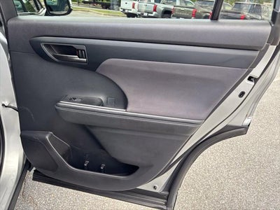 2021 Toyota Highlander LE
