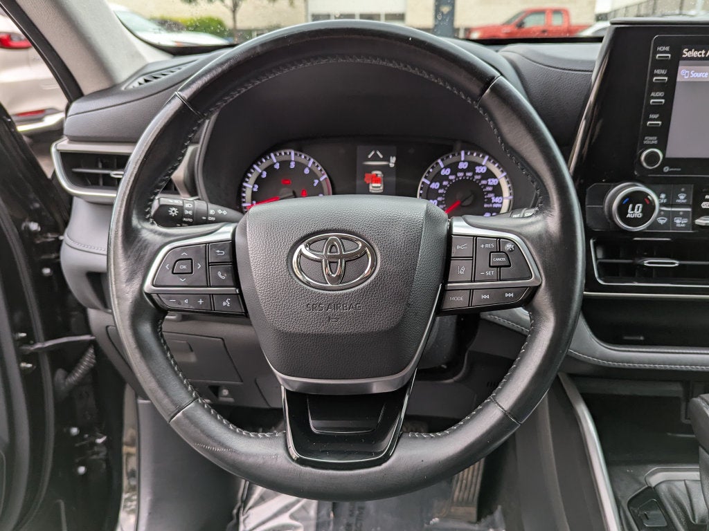 2021 Toyota Highlander LE
