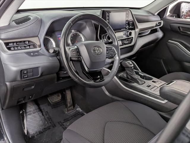 2021 Toyota Highlander LE