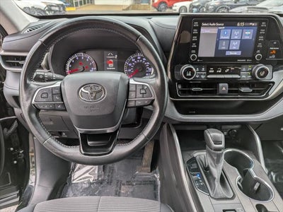 2021 Toyota Highlander LE