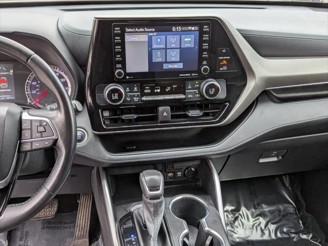 2021 Toyota Highlander LE