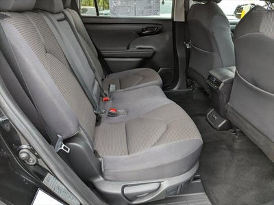 2021 Toyota Highlander LE