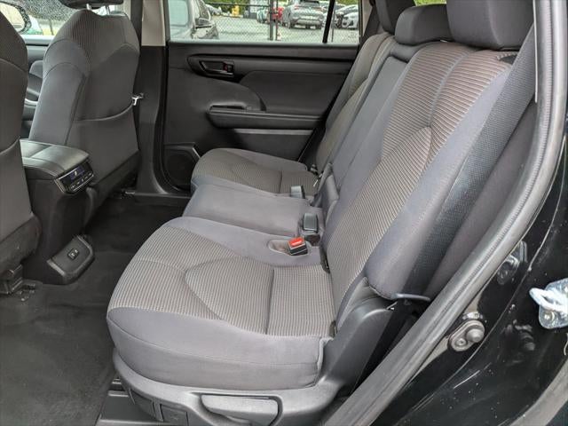 2021 Toyota Highlander LE