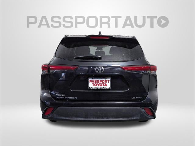2021 Toyota Highlander LE