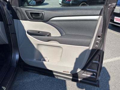 2019 Toyota Highlander LE