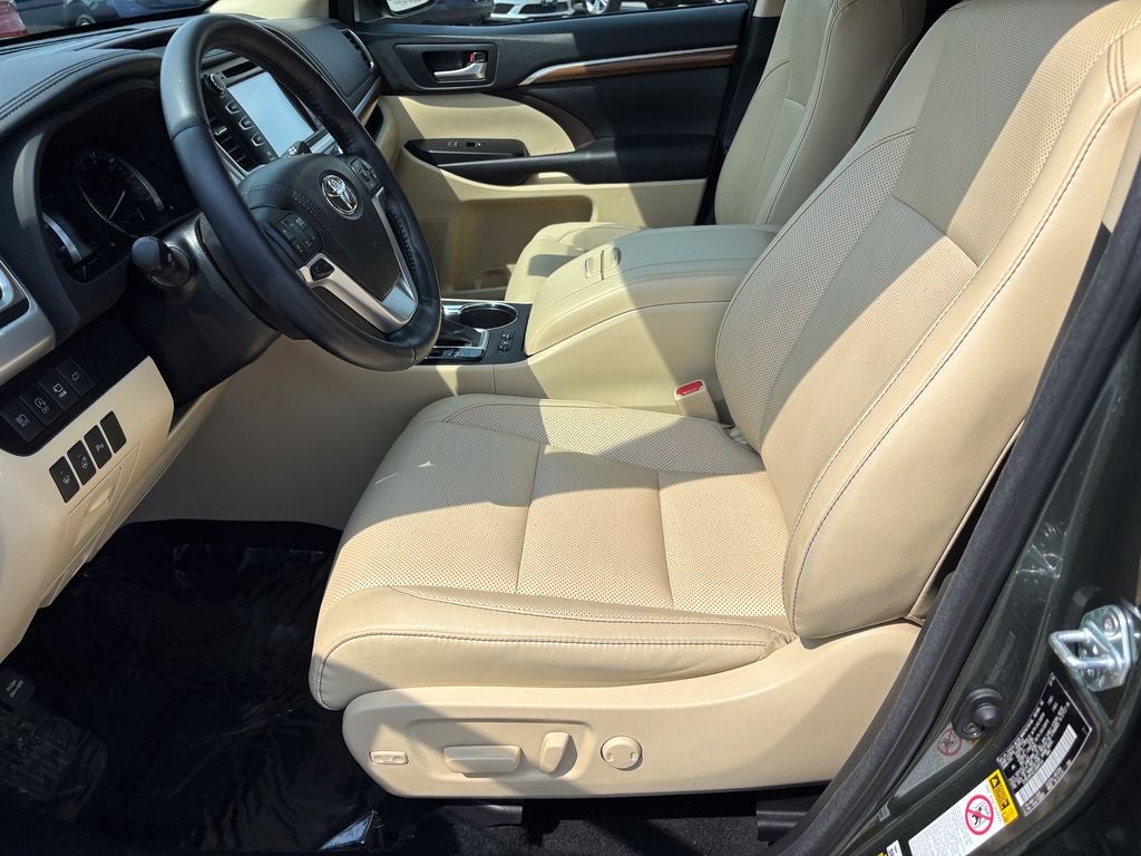 2018 Toyota Highlander Limited Platinum