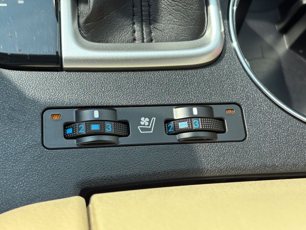 2018 Toyota Highlander Limited Platinum