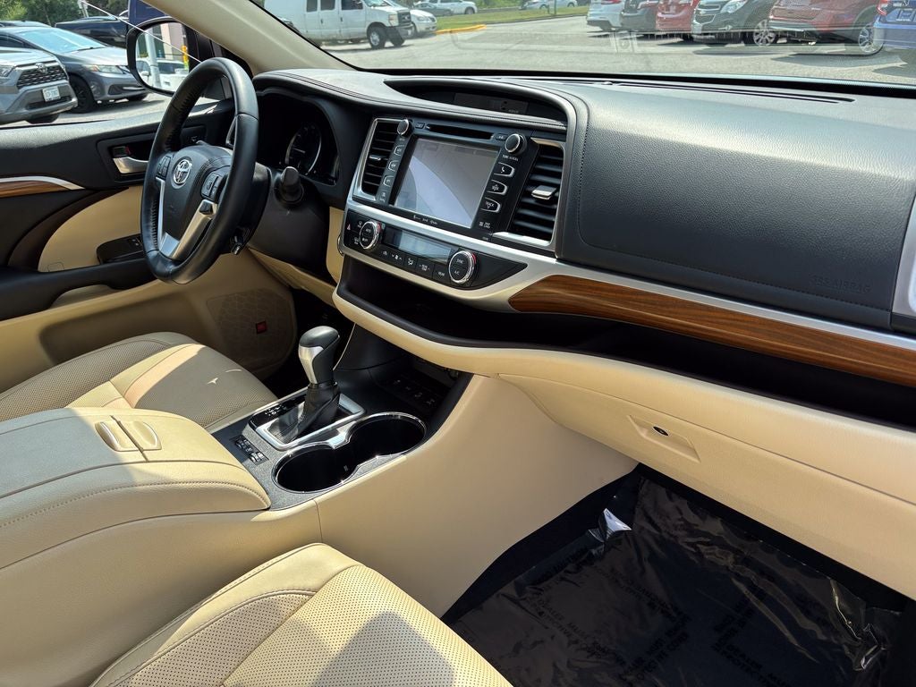 2018 Toyota Highlander Limited Platinum