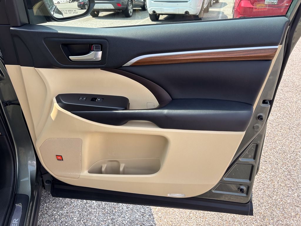 2018 Toyota Highlander Limited Platinum