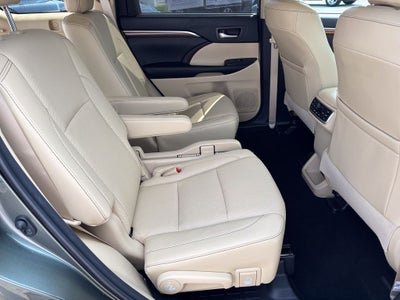 2018 Toyota Highlander Limited Platinum