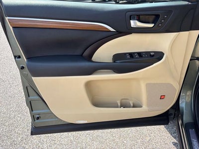 2018 Toyota Highlander Limited Platinum