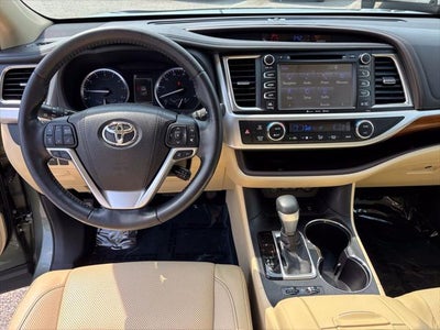 2018 Toyota Highlander Limited Platinum